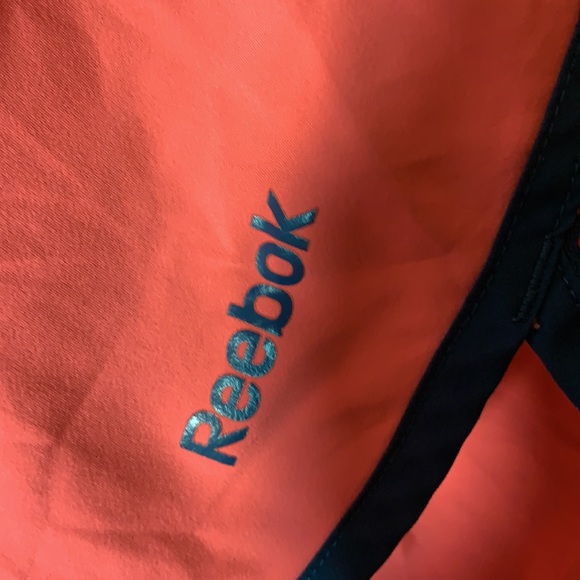 Pink Reebok shorts - Picture 3 of 4